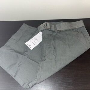 ⭐️ 4 for $20! ⭐️ Men's Gray Cargo Shorts with Belt